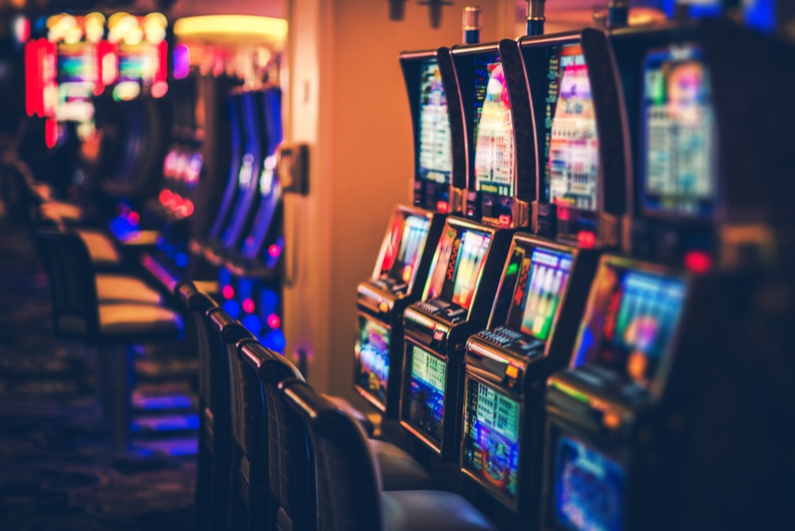 Players Exploit Online Slot Game to Win Over $900,000