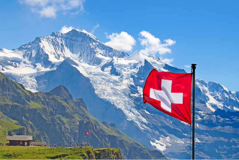 Flag of Switzerland atop Mannlichen