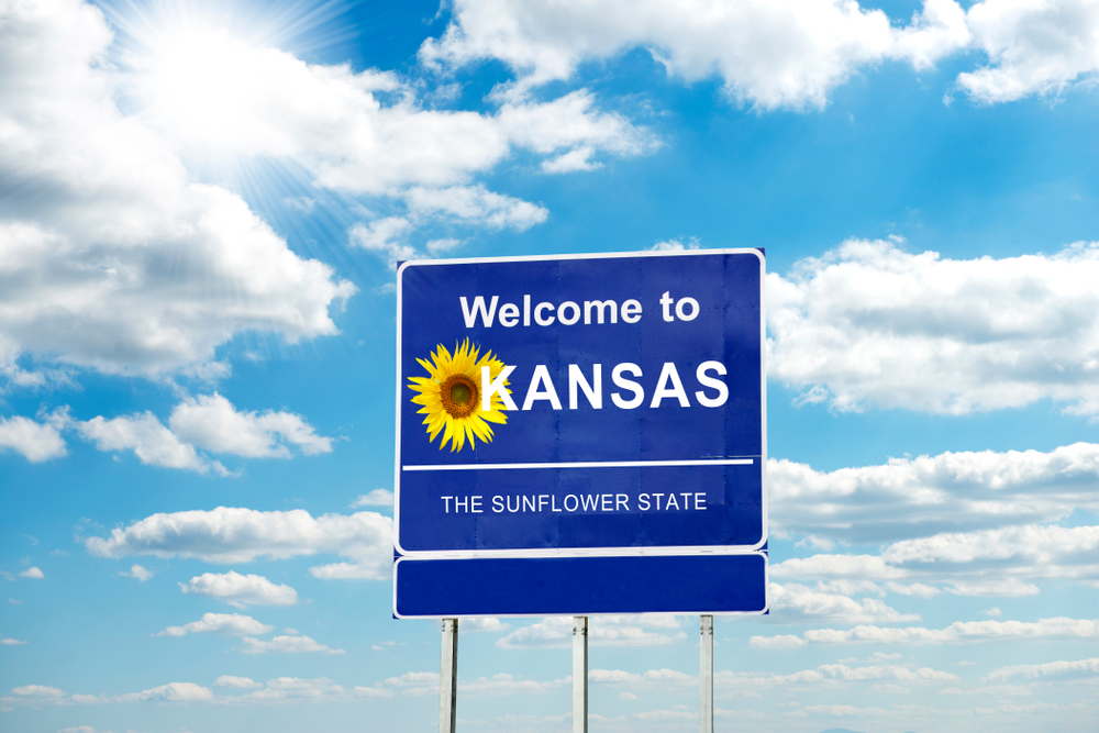 Kansas state welcome sign