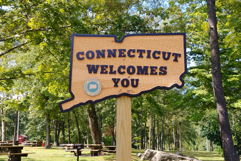 "Connecticut Welcomes You" sign