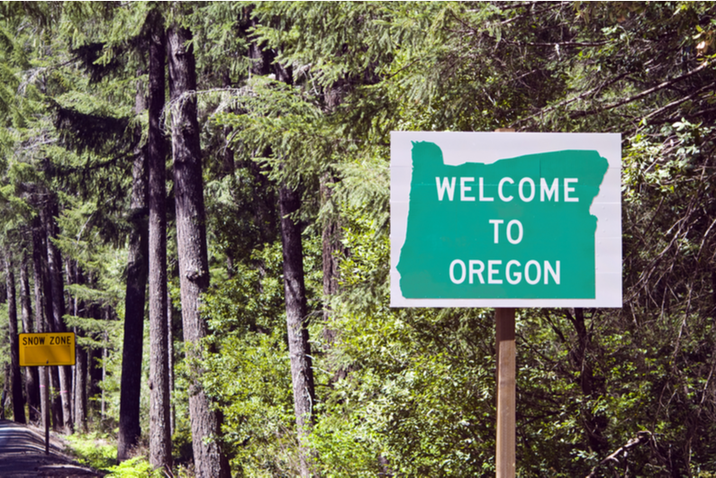 Welcome to Oregon road sign