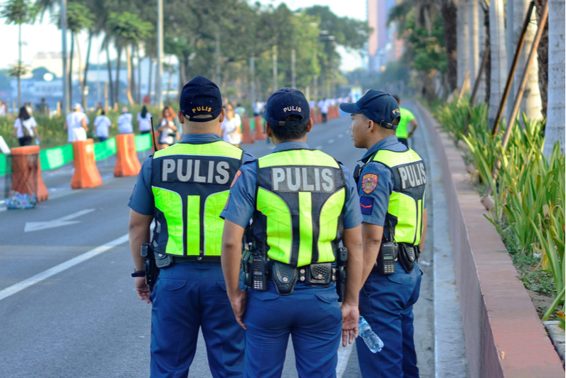 Filipinler polisi