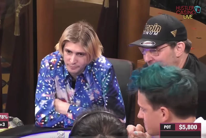 xQc playing poker