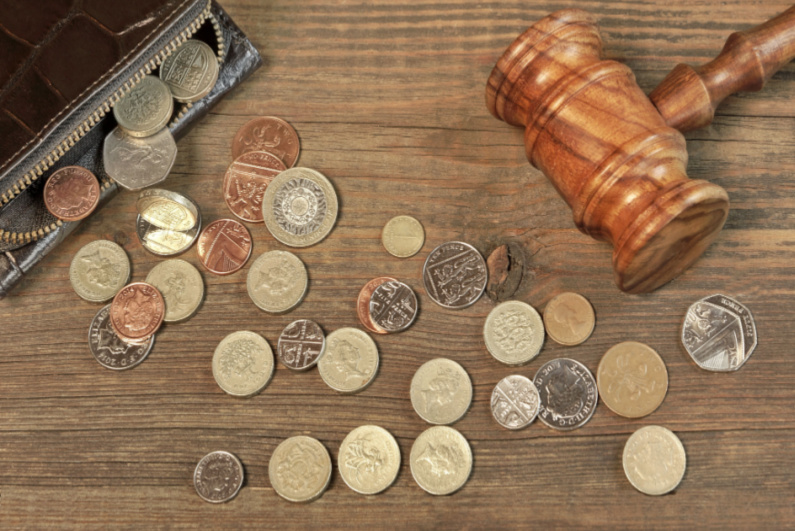 Gavel and pounds