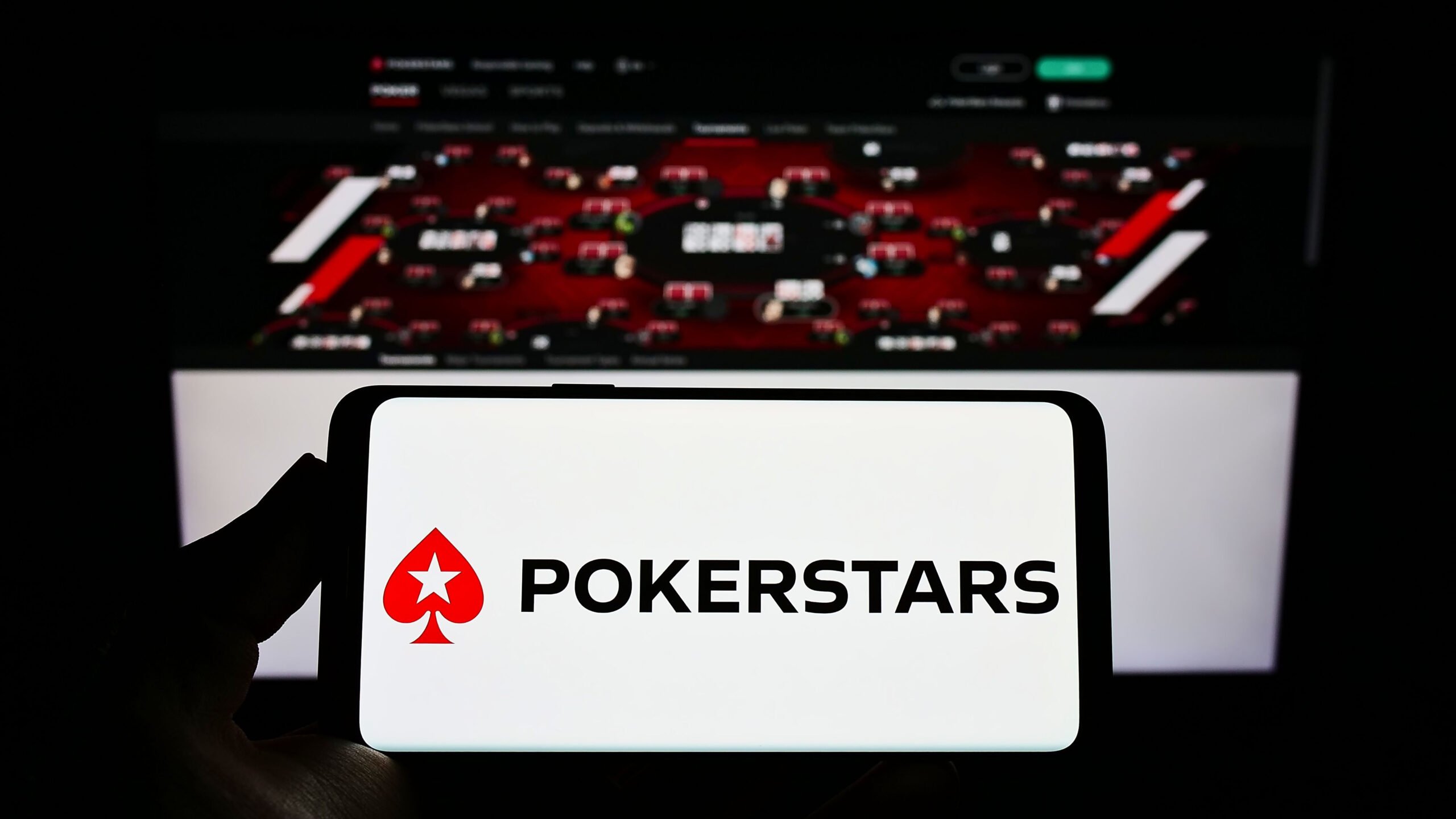 휴대폰의 PokerStars 스플래시 화면