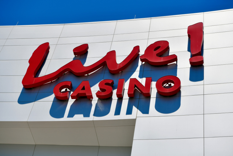 Live! Casino sign