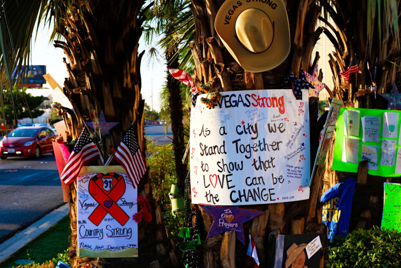 Las Vegas strong sign