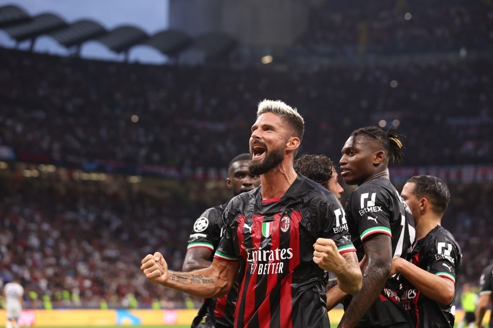 AC Milan players celebrating