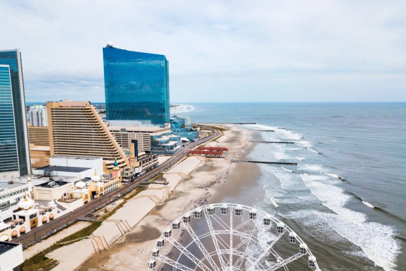 Atlantic City tahta kaldırımı