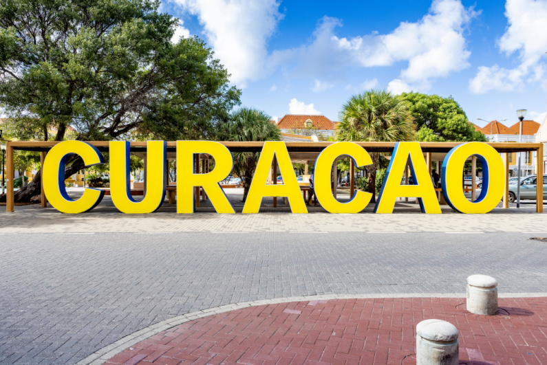 Curaçao sign