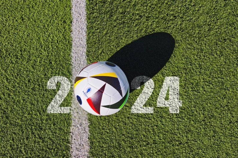 2024 EUROs ball