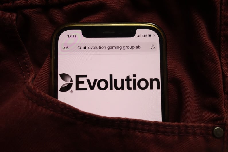 Evolution logo