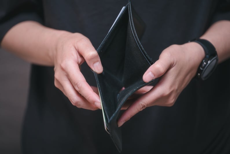 Empty wallet