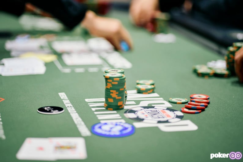 2025 WSOP chips and table