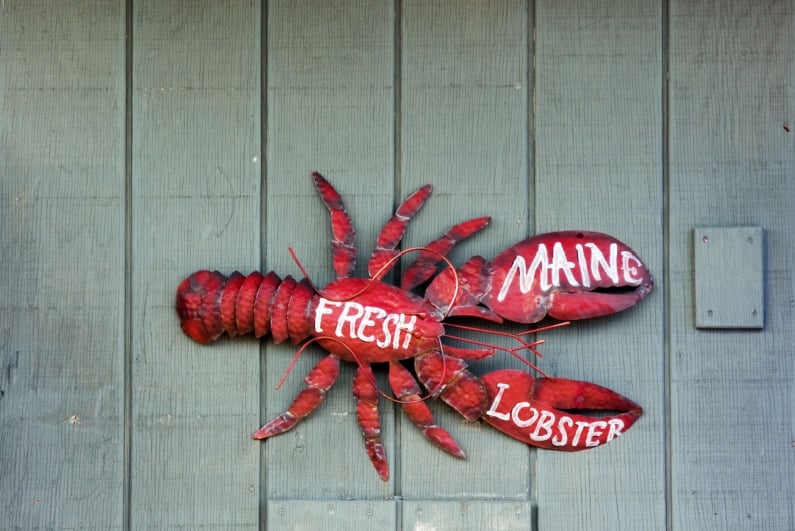 Fresh Maine lobster sign