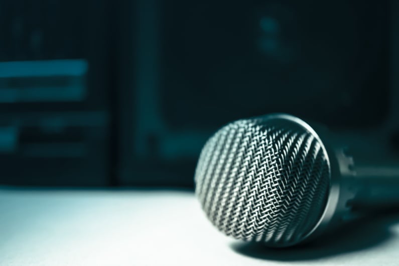 Microphone