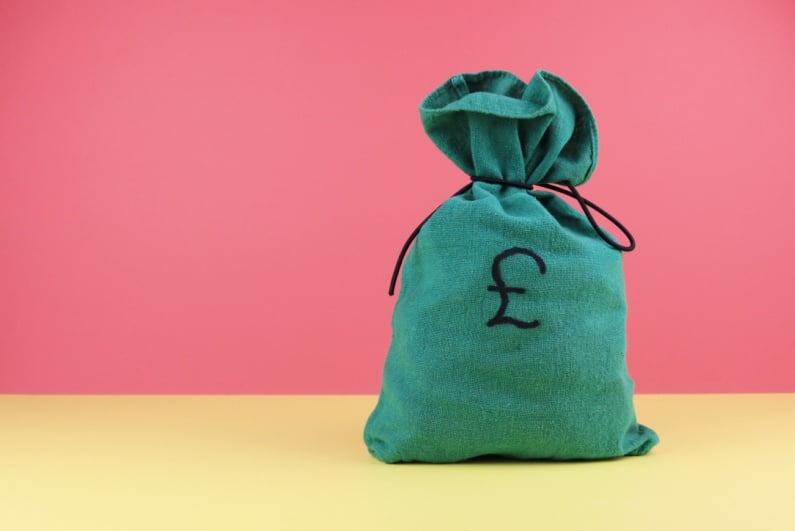 A swag bag with pound icon