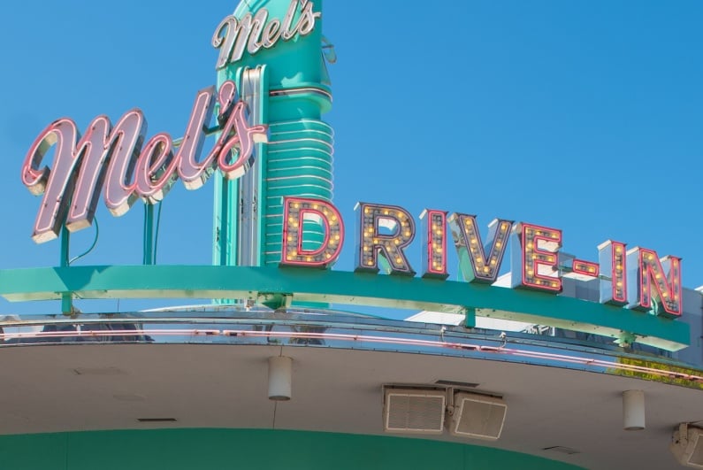 Mel's Drive-in sign