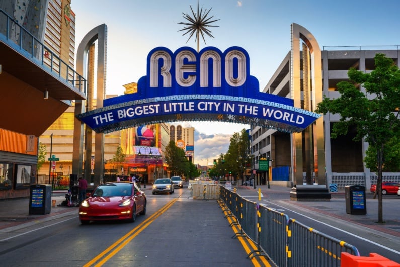 Reno sign